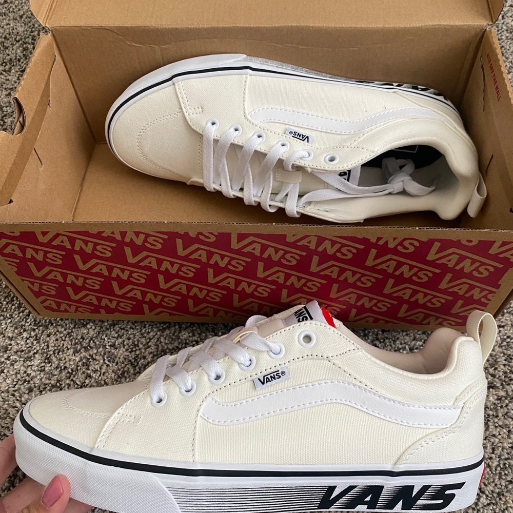 Men’s vans size 9.5